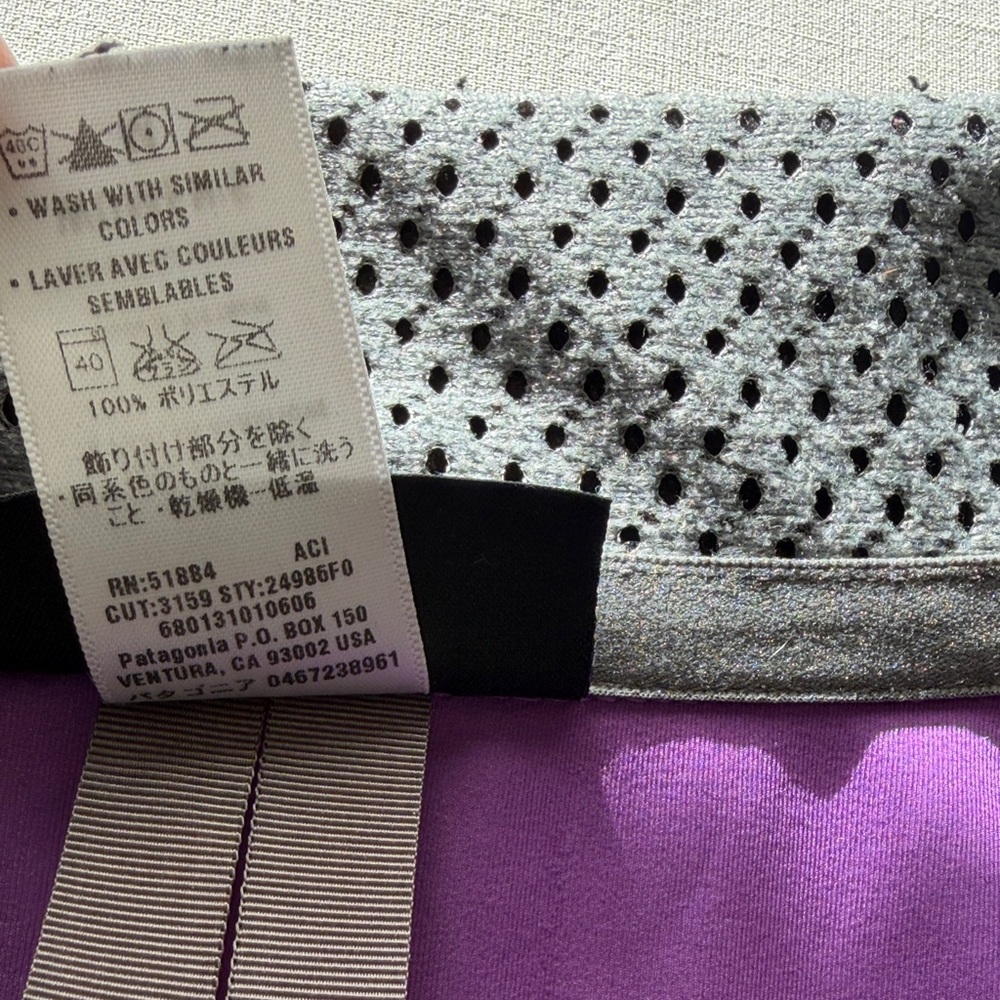 Patagonia Women's Polartec Base Layer Purple and Gray Jacket Size medium - Picture 10 of 11